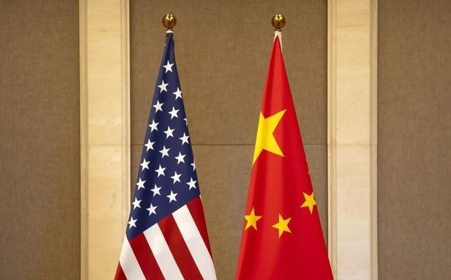 东大为什么开始对老美步步紧逼？因为我们看透了苏联解体的本质，而现在，美国想让我们