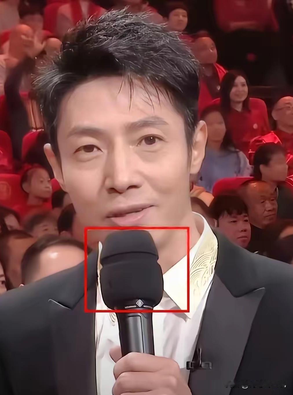 以前的劳模都是采煤工、掏粪工、纺织女工，现在都是演员、明星、企业家！把他的名额给