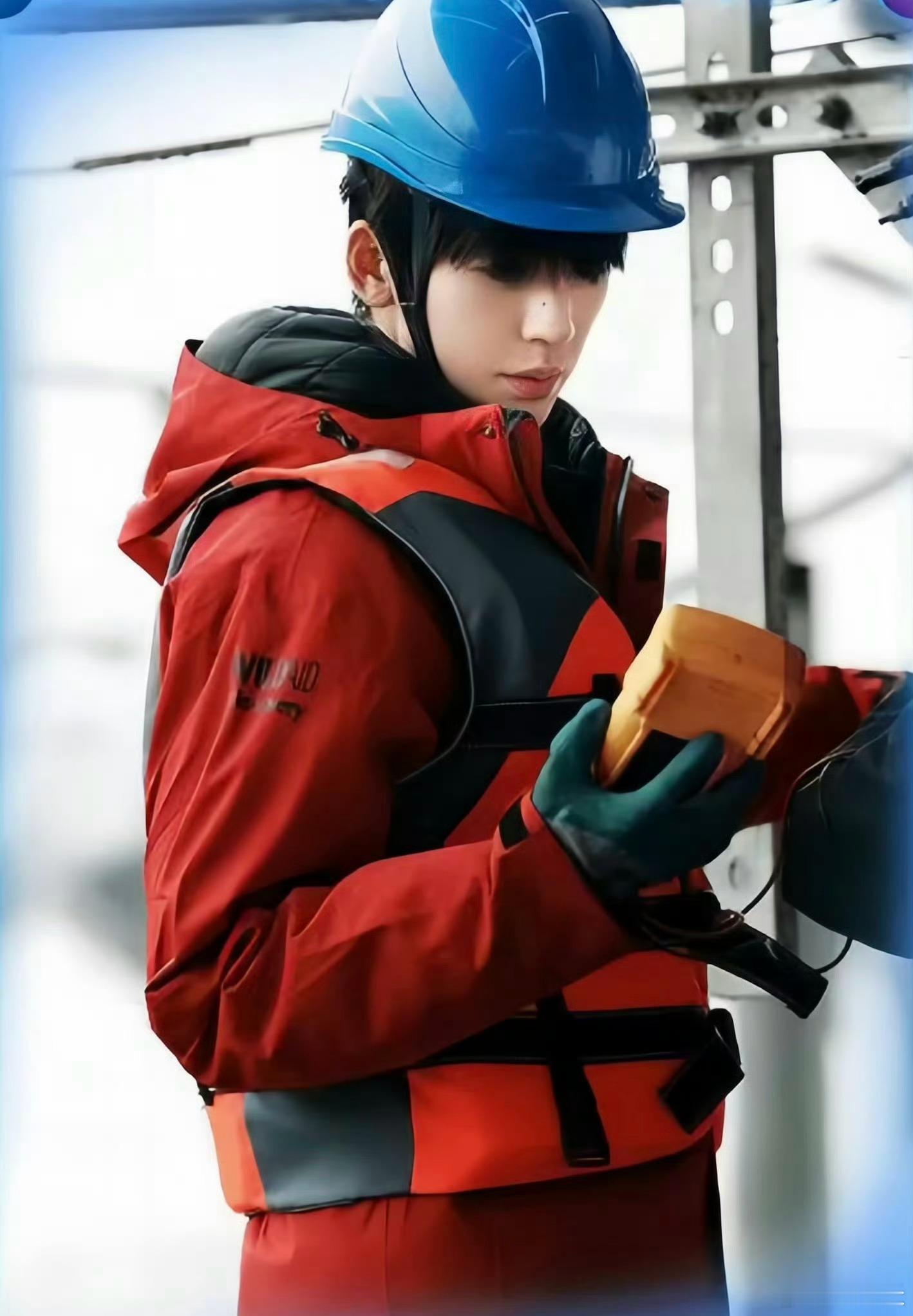 张凌赫凌探未来先导预告片深耕电气本行，奔赴故乡风电现场，张凌赫以实习生视角探索能