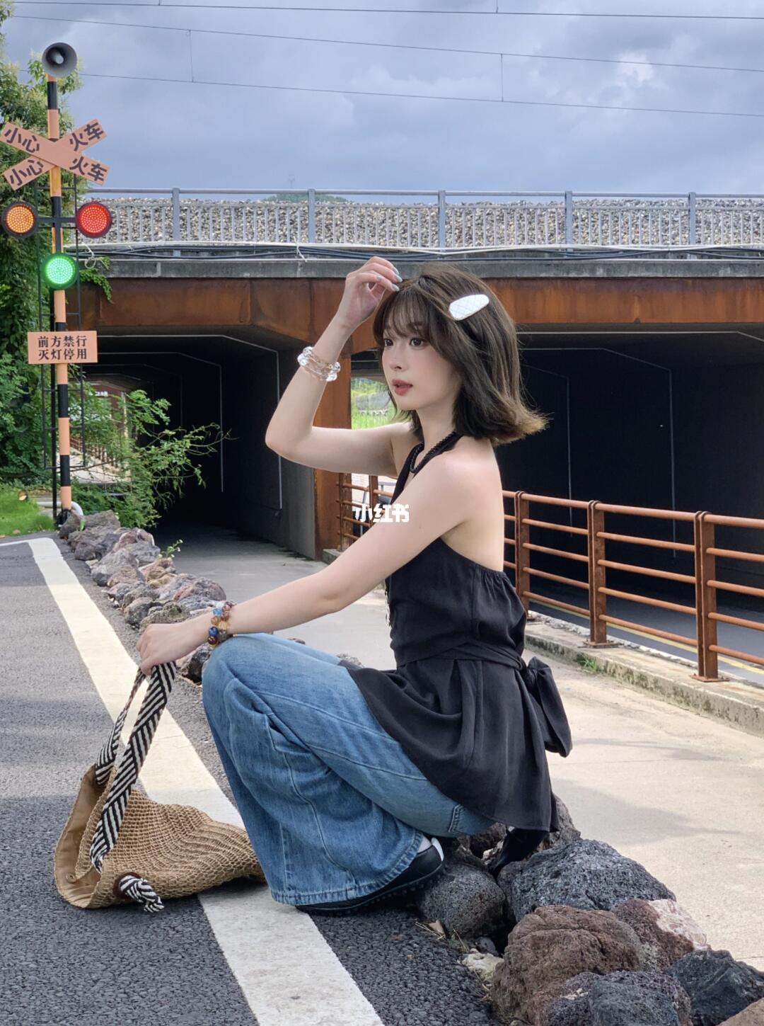 看列车飞驰˚ ⁺🖤 ˖♡