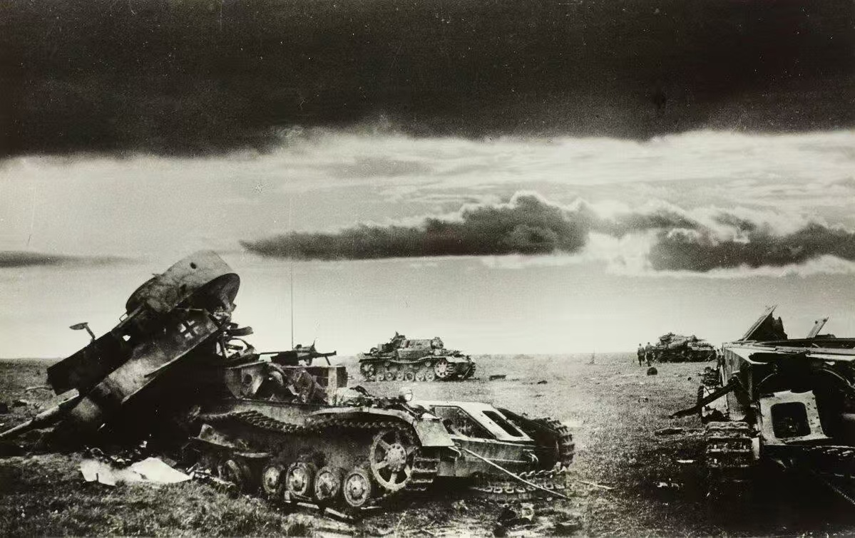 🔥1943年7月22日，在库尔斯克战役中，工农红军在奥廖尔地区摧毁了92辆德军