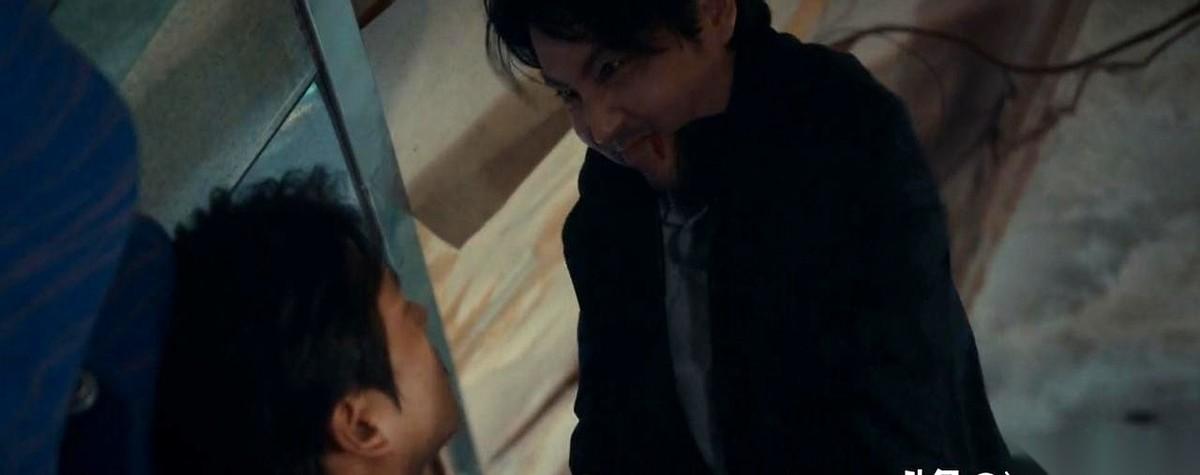 最狠的狼，从来都不是叫得最凶的那个。
而是那个一开始看起来最人畜无害，甚至有点可