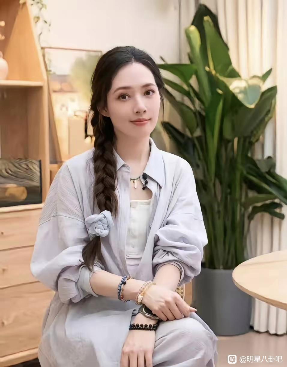 郭碧婷经历四次恋爱才遇见向佐啊 
