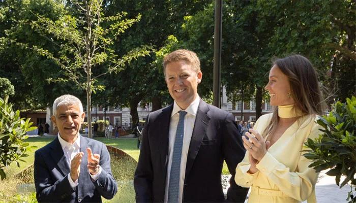 英国最年轻富豪出手了！砸重金把伦敦心脏“种”成森林，威廉的邻居这次干了件大事！