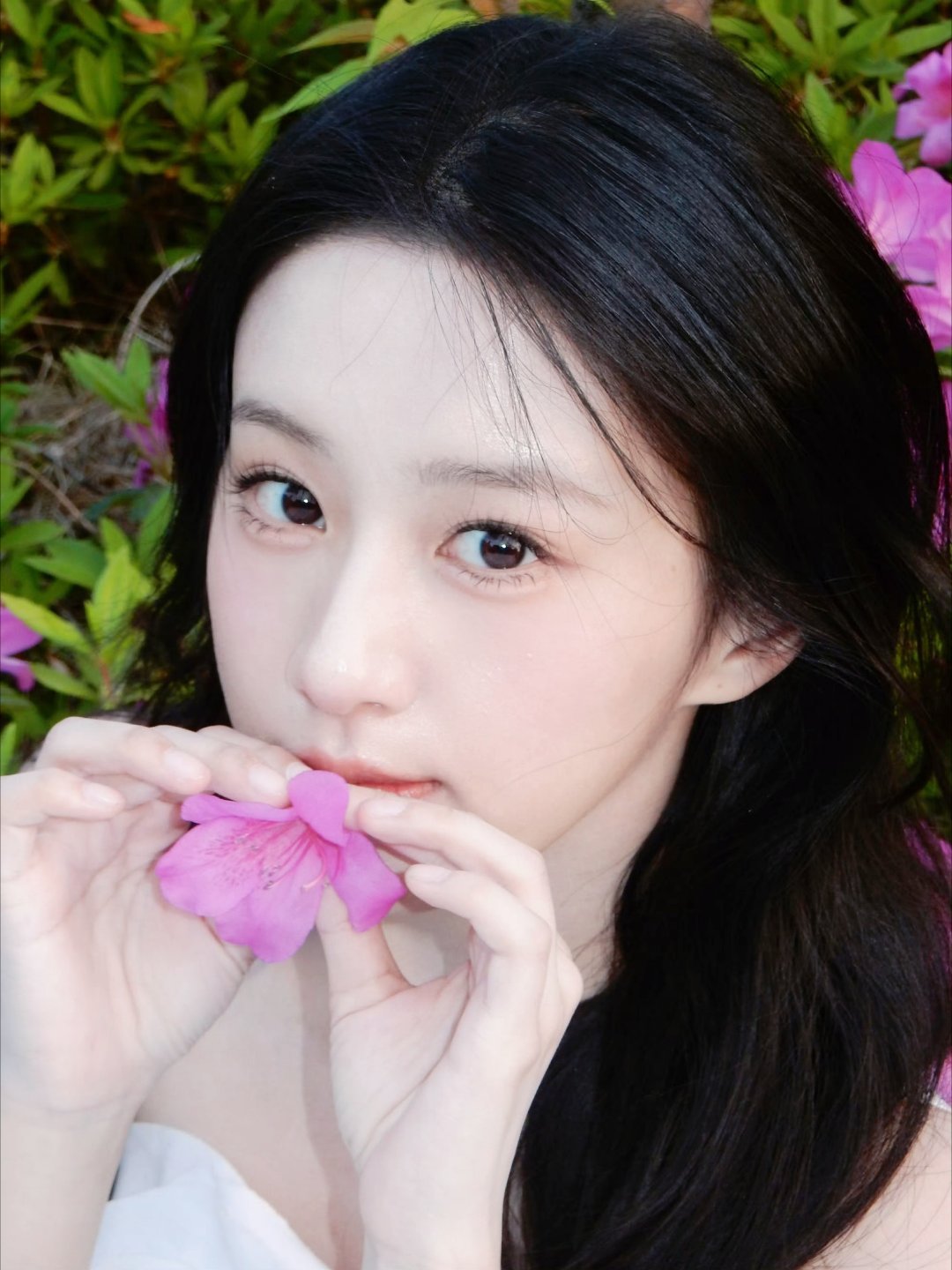 包上恩 💛包上恩周挽 💛包上恩炽夏当世界凉如荒岛 我们依然会是彼此的依靠^⌯