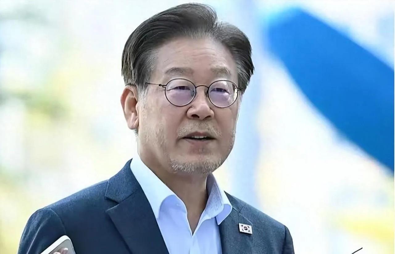 万万没想到
李在明竞选成功了！
8月12日，韩国最大在野党共同民主党要选新党首了
