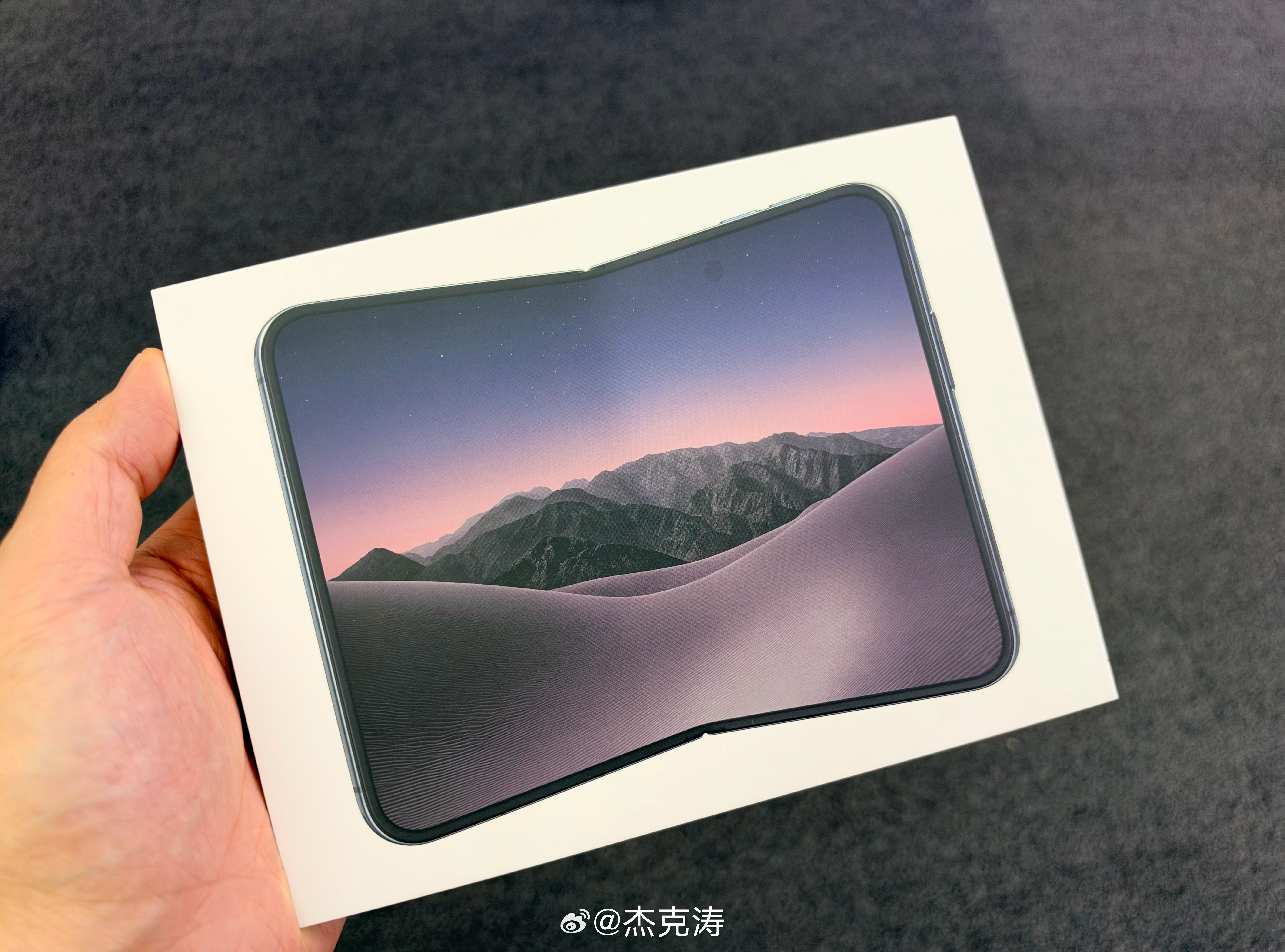 全民都想当黄牛的时代[柯基]出货量远大于前期的各种吹风所以真想买的朋友可以等等照