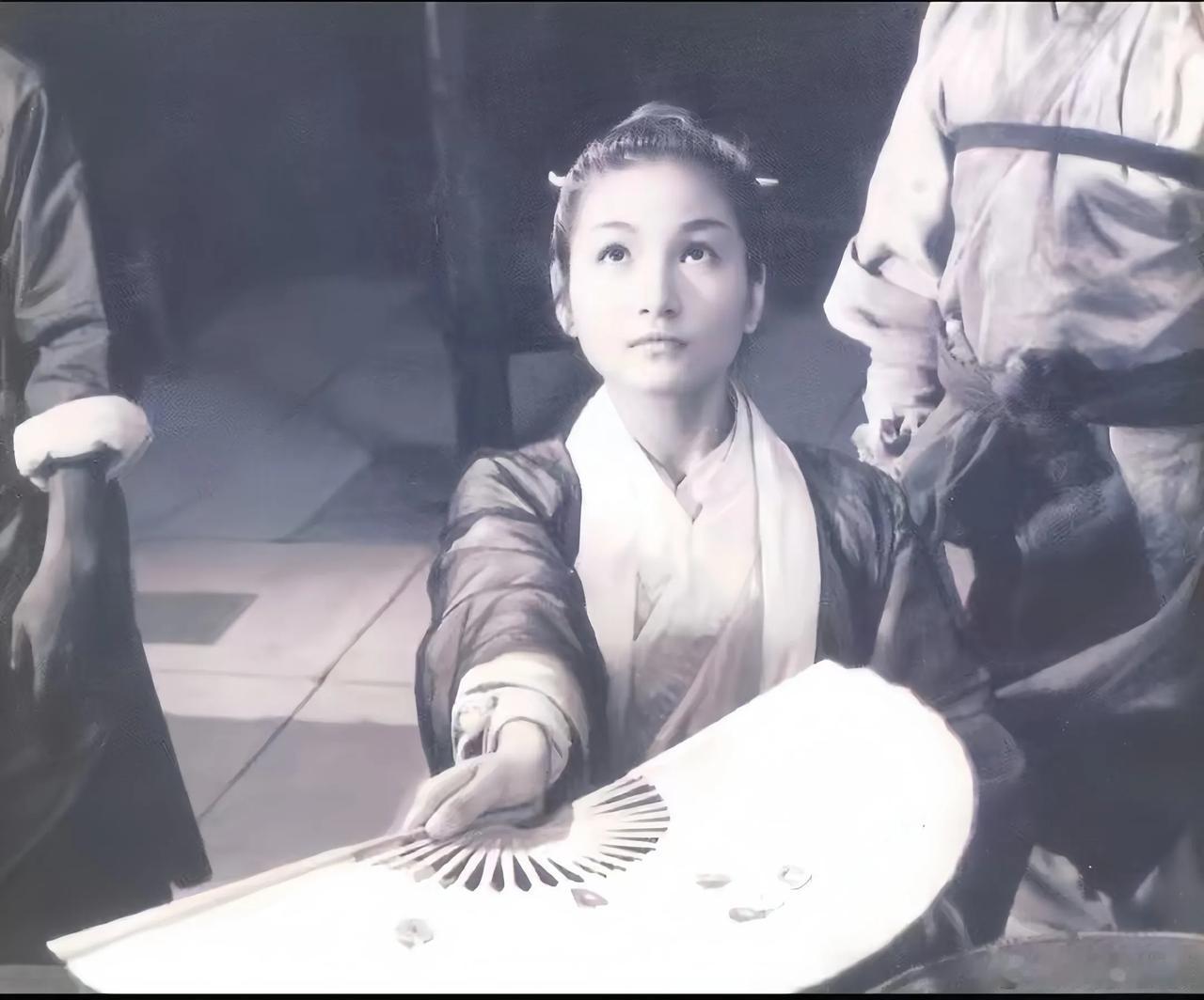 震惊！著名演员郑佩佩去世了，享年78岁。她的一生为我们带来了无数经典角色，她的离