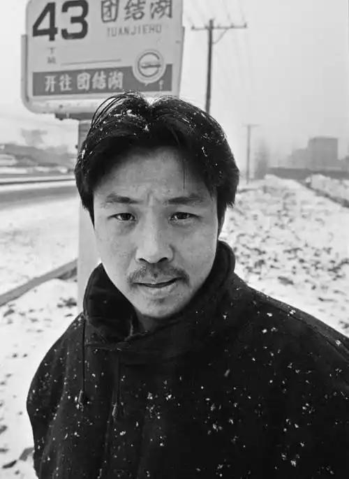 作家余华曾说过一段狠话：
“当你发现人世间的一切事情都是命中注定的，你的心情会变