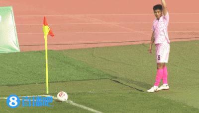 15:00开球的中甲第5轮，大连鲲城客战无锡无钩的上半场结束，半场比赛双方开始了