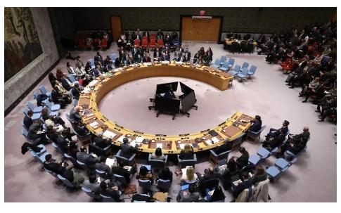 2026年刚开年，美国这个长期“拖账不还”的超级大国，居然高调转账20亿美元给联