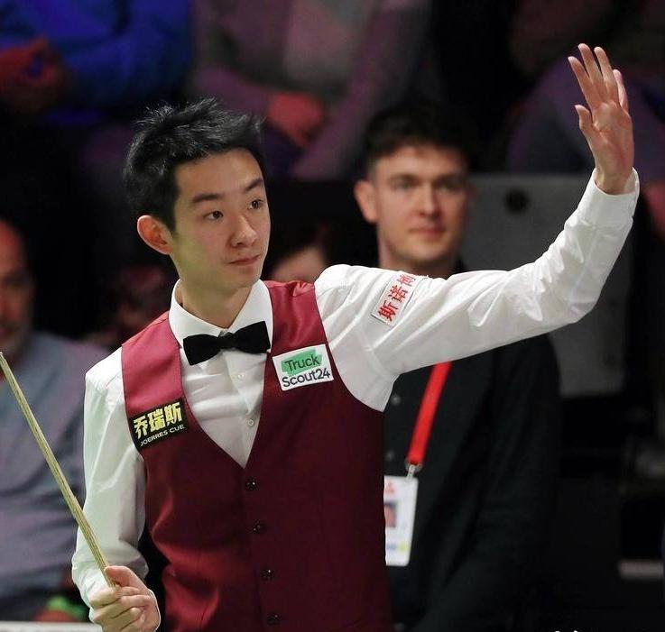 一黑到底，含金量十足，吴宜泽10-6力克希金斯夺首冠！
      2025斯诺