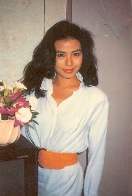 1987年，出演《八星报喜》时期的钟楚红。 
