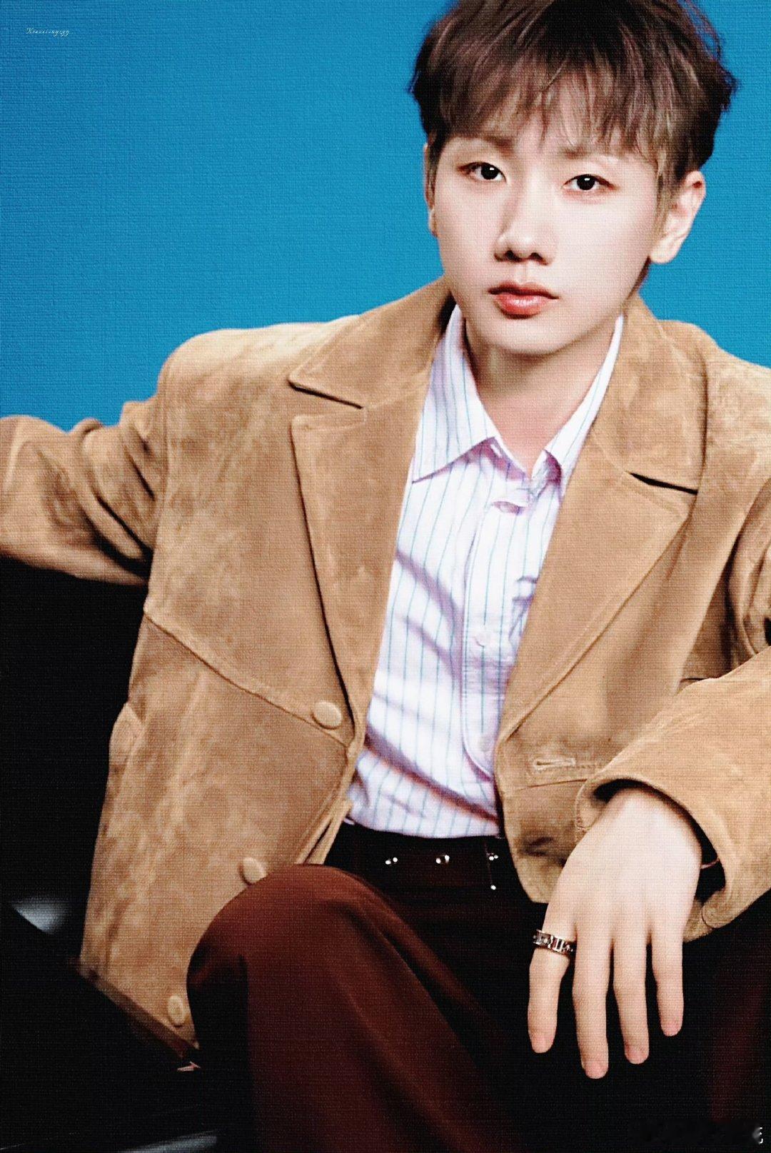 汪苏泷hi6三连唱 在舞台上面又唱又跳的汪苏泷真的是超可爱也超帅的呀，所以还是很