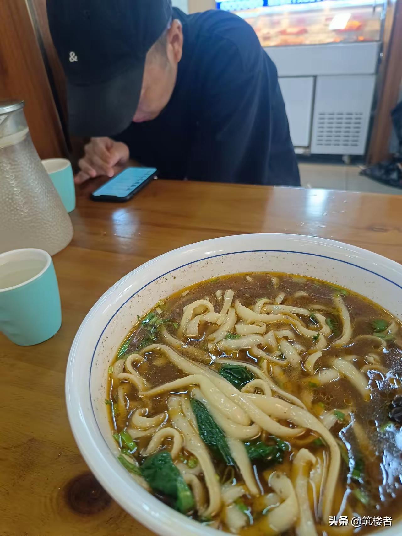 已经失业在家快3个月了，快愁死了。天天想，40多岁的年龄，是继续打工呢，还是创业