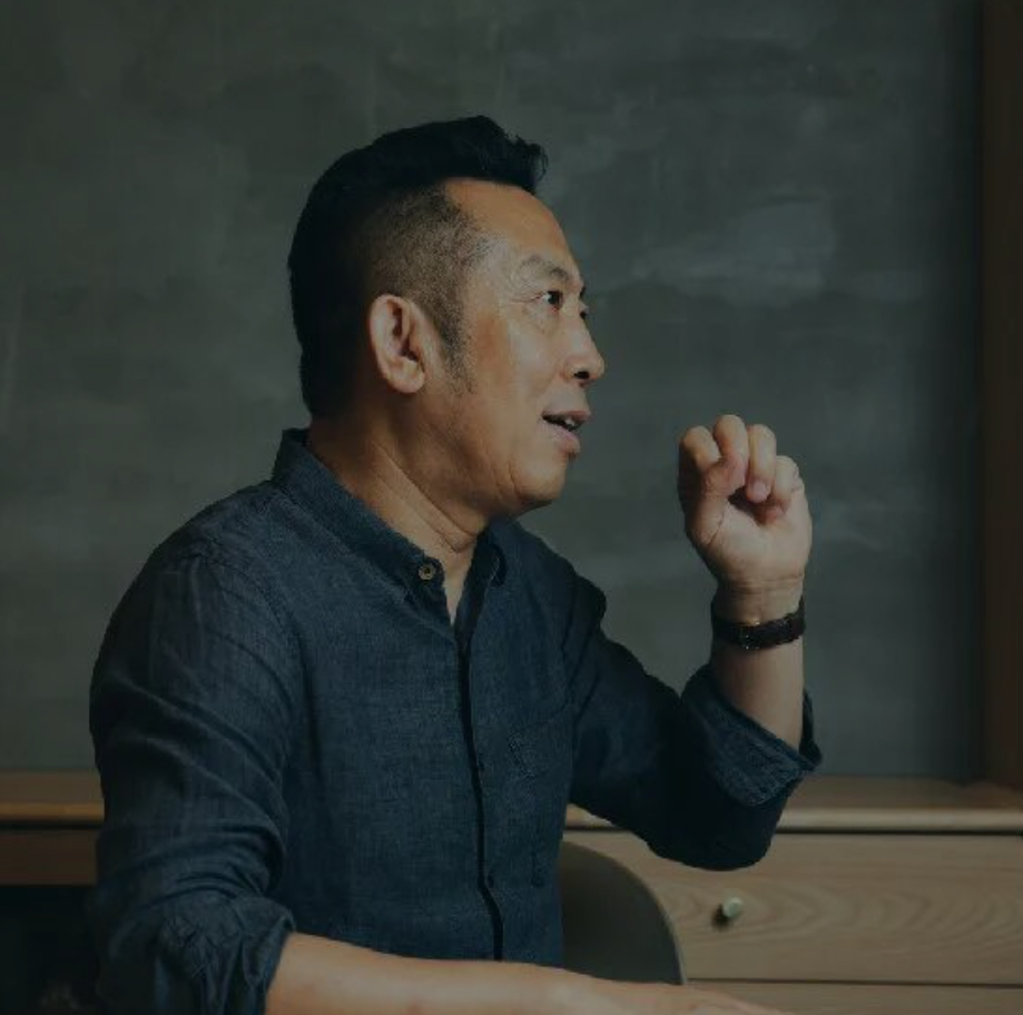 贾国龙回应和罗永浩同台交流 贾罗之争，真真是“不打不相识”的现代版！贾总喊话“老