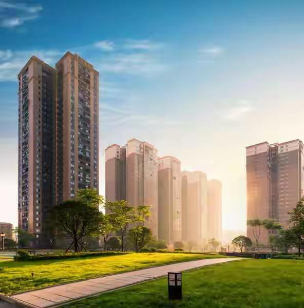 最近银行开始自己卖房子了，这不是开发商合作的按揭贷款业务，而是银行手里积压的抵债