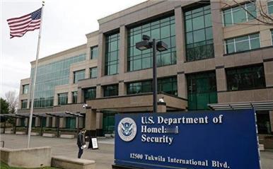 美国又整出刷新下限的操作，国土安全部这波操作，能把人气到跳脚，一边急吼吼地把在家