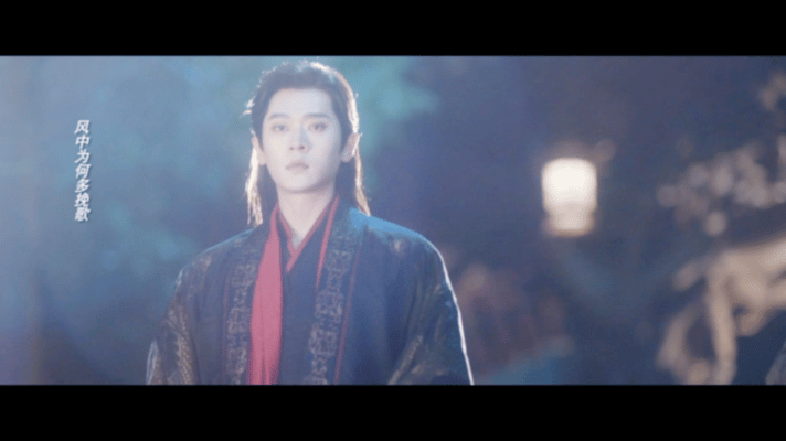 成何体统王楚然丞磊台阶抱 这幕台阶抱氛围感直接拉满😭！庾晚音含泪抬头的眼眸里，