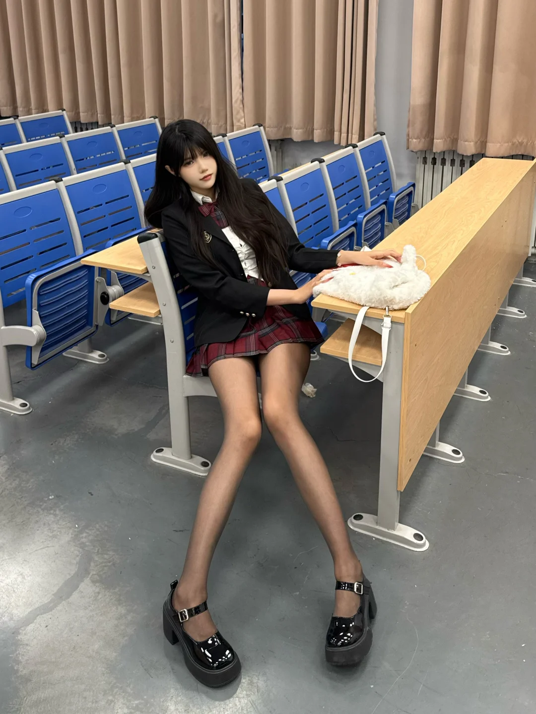 身高183➕教室jk制服📷