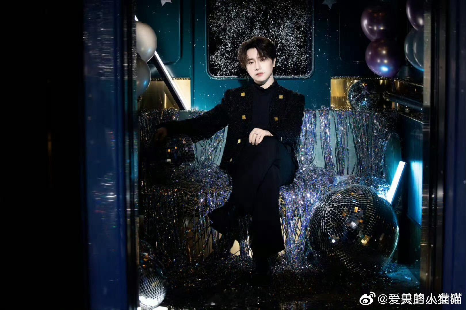伯远湖南卫视小年夜春晚 哇咔咔~伯远要上湖南卫视小年夜春晚了，好期待，不知道这次