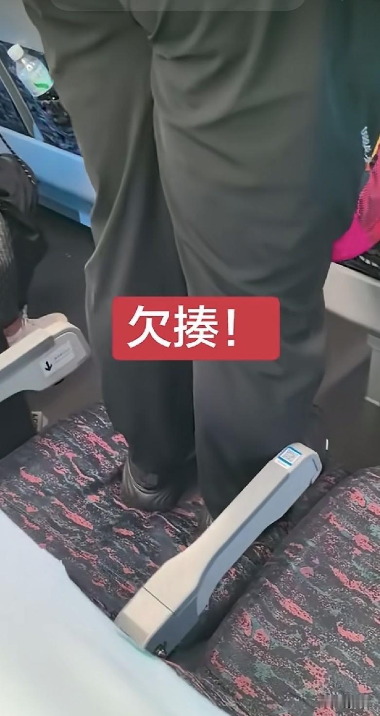 看来随身携带一个垫子是对的。