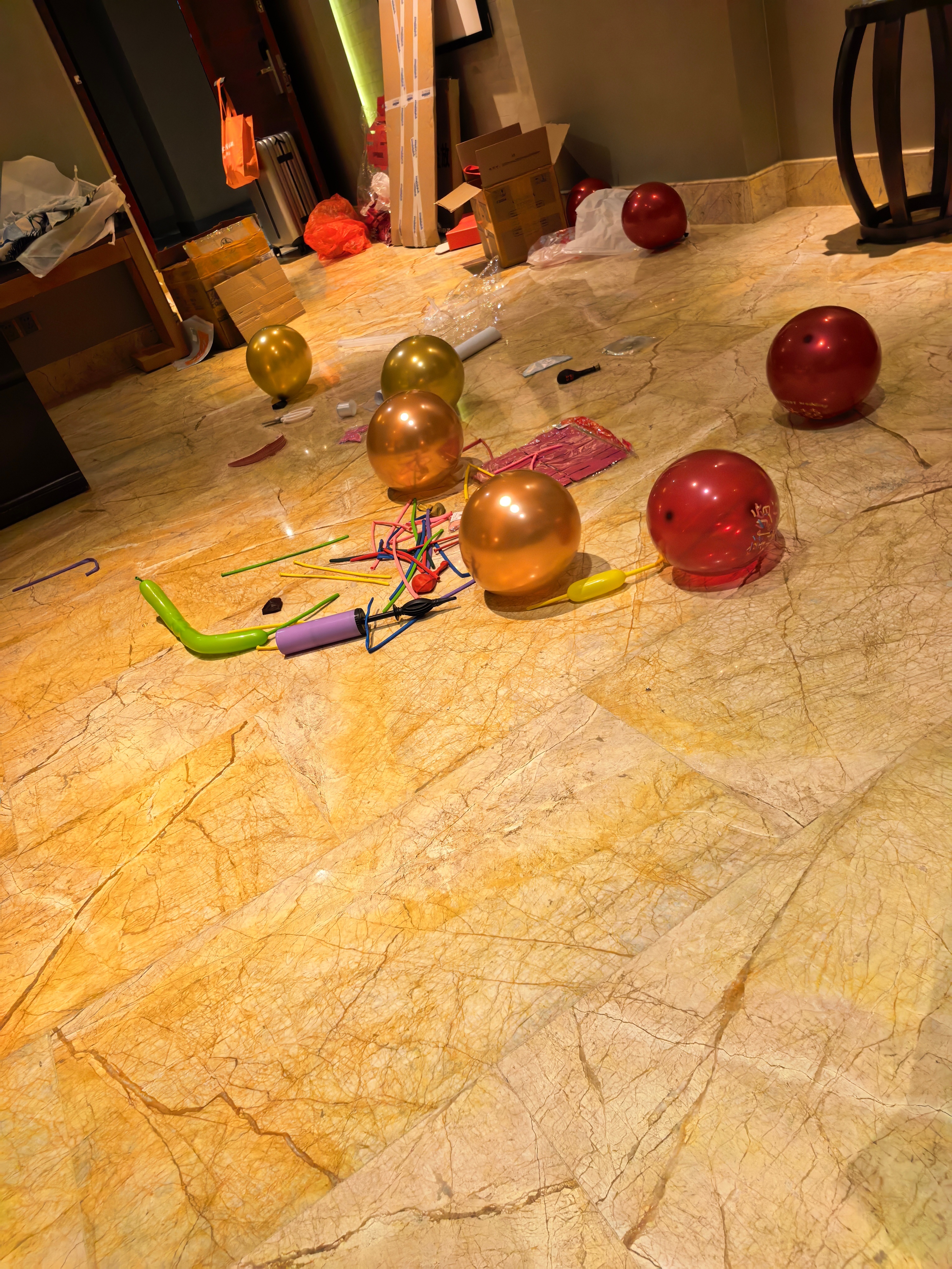 废了九牛二虎之力才弄了六个气球，有没有气球仙人