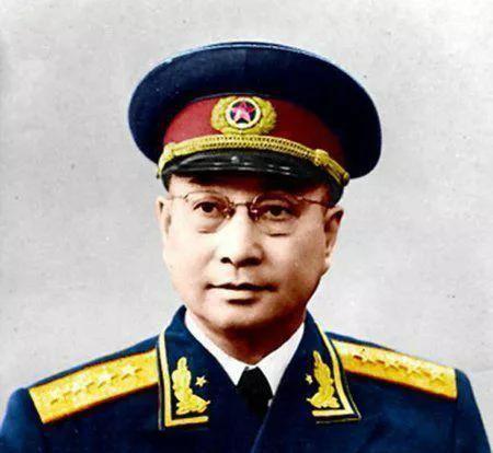杨登瀛曾多次为党提供绝密情报，周总理临终时仍对这位双面间谍念念不忘
1928年初