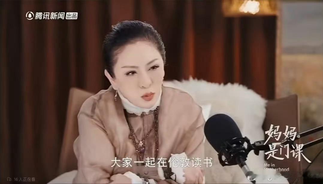 向太曝向佑读书时话费是向佐的十倍不同的教育方式，向太一直很清醒有智慧。 