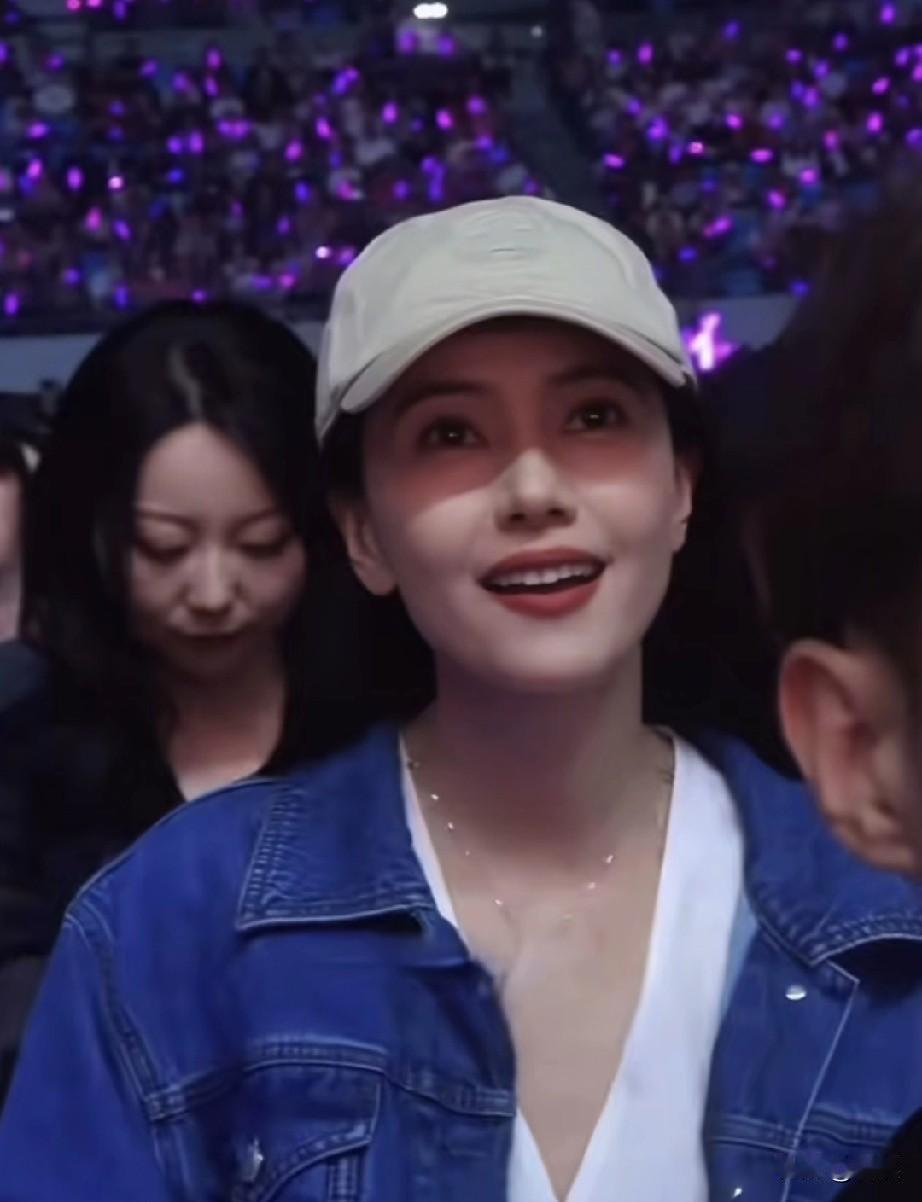 高圆圆演唱会现场