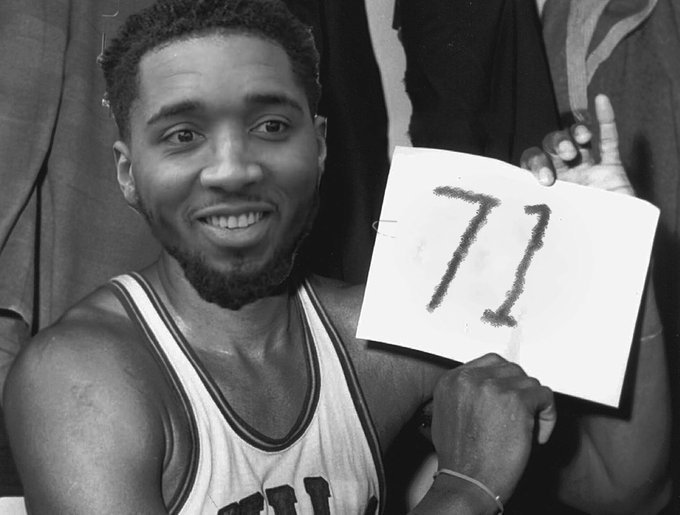 米切尔是骑士队史第二位单场至少砍下50分10助攻的球员，此前詹姆斯曾在08年与0