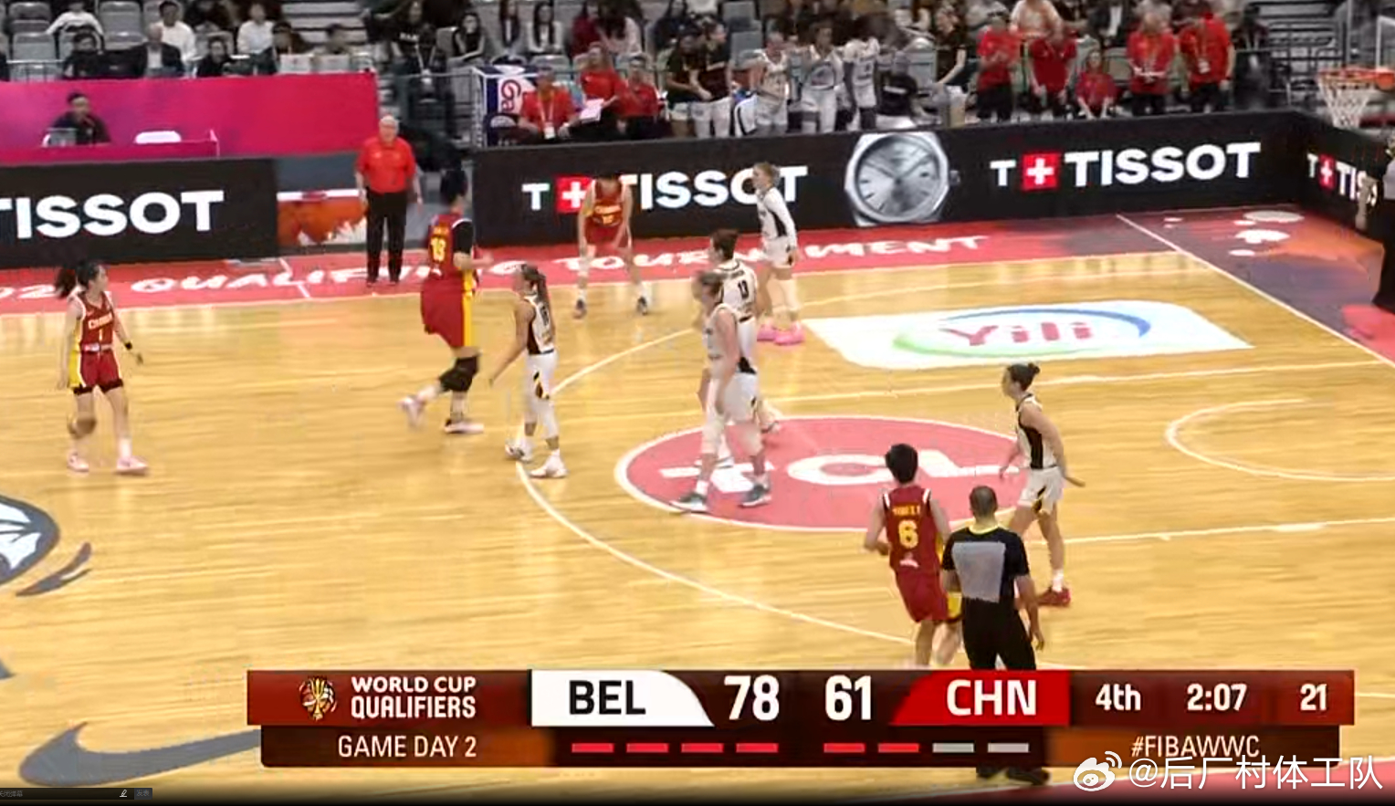 中国女篮vs比利时女篮 对手进了15个三分球，我们一共投了15个进了3个 