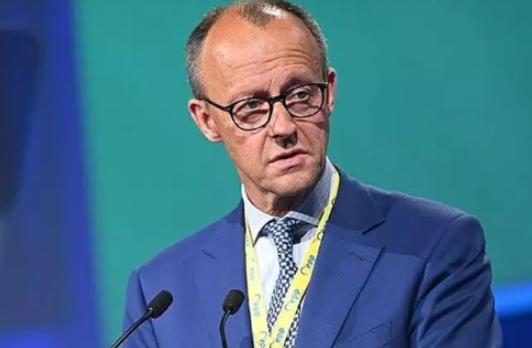 治不了俄罗斯，还治不了你？默茨一句话，以色列彻底怂了。

谁能想到，一向横着走、