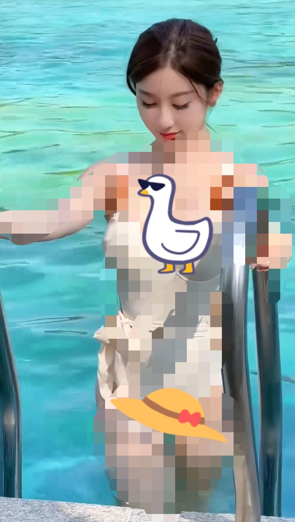 夏日清凉泳装秀，尽显水边风情！🌊👙