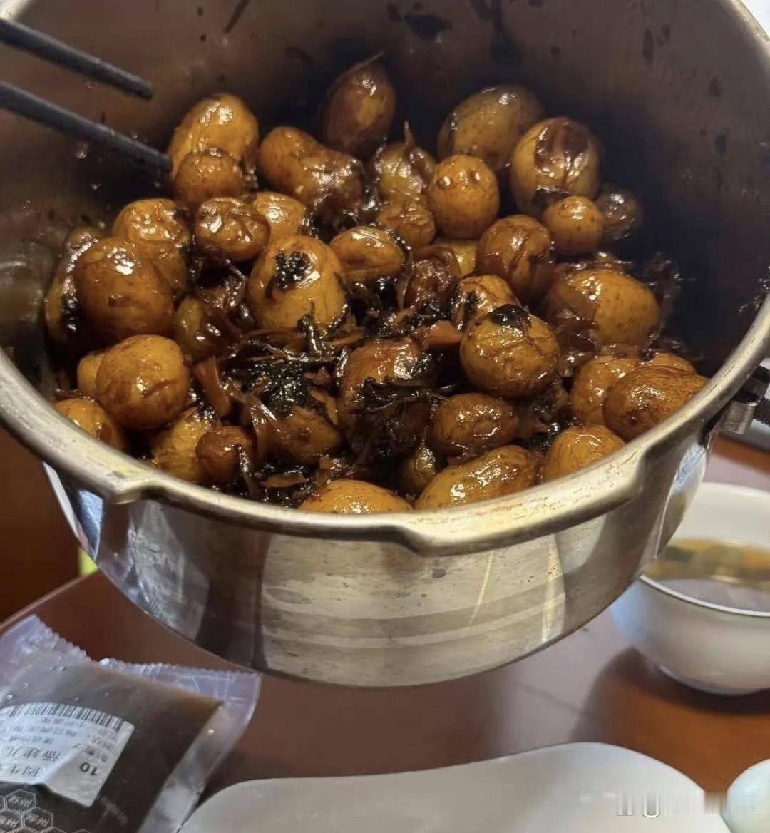 当妈妈拿出这一锅，我就知道我完了…… 