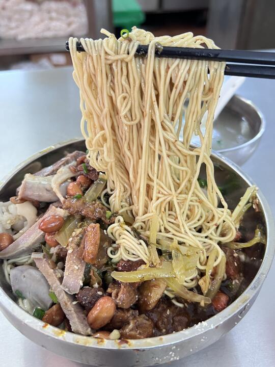 噢耶，又找到了一家好吃的腌面！