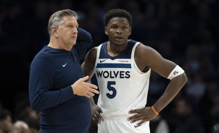 4月17日讯 森林狼将在季后赛首轮对阵掘金，今天训练后森林狼主帅芬奇接受了媒体采