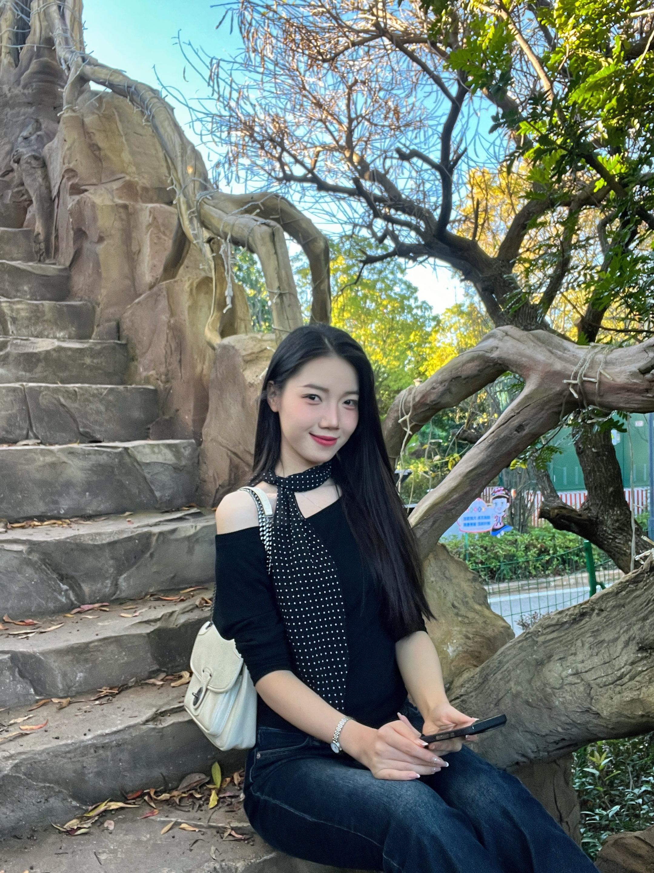 如果再遇到爱的人记着去拉着ta的手。