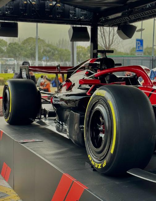 2026 F1上海站爆了，观众人数突破23万创历史新高！原以为F1被大家遗忘了，