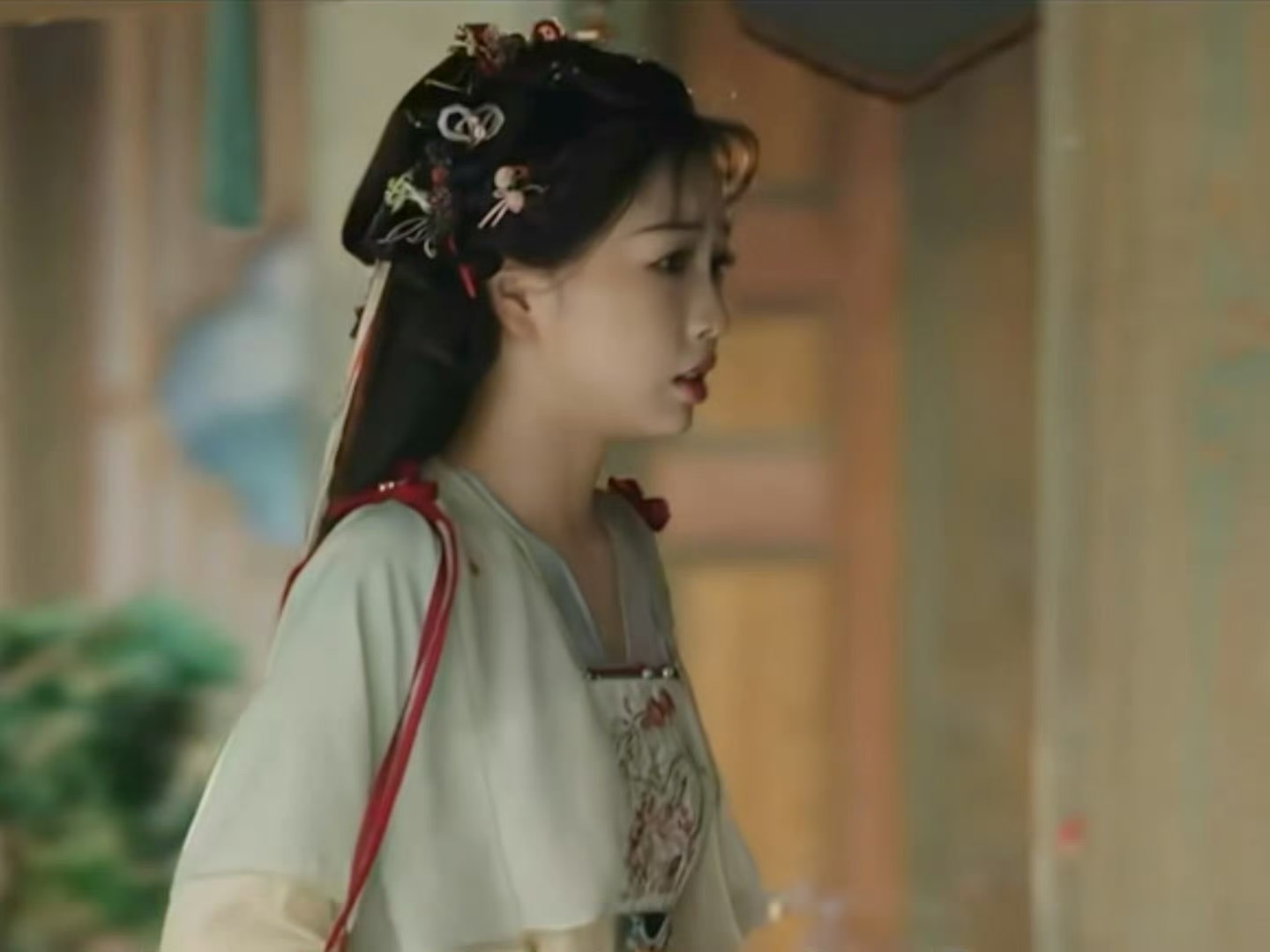 ？其他女演员确实可以说说工伤，但窝鱼的话，我真的有点心疼明昊了… 