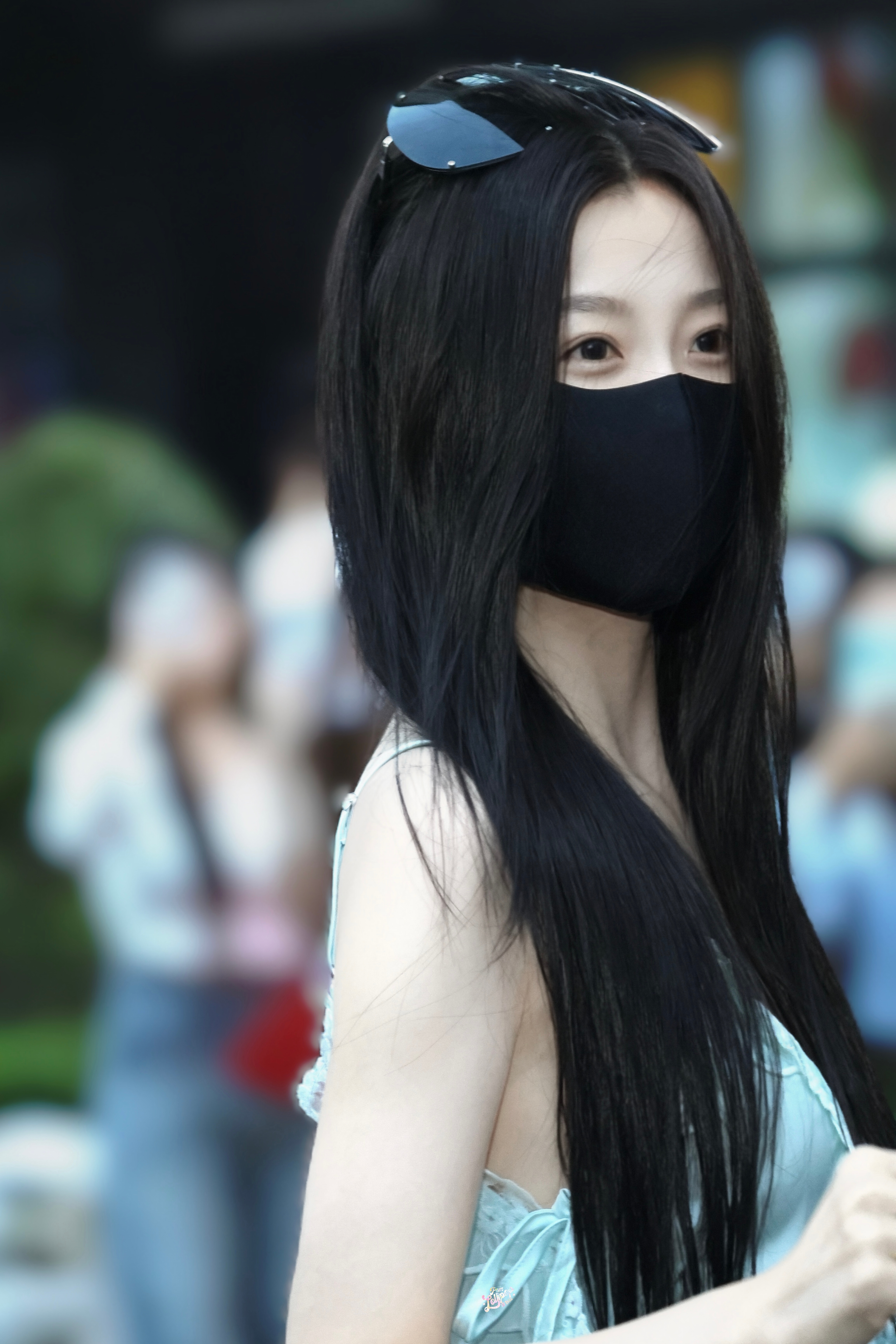 虞书欣[超话]虞书欣长生骨 🌬️🐬🏖️今日星拍放送 ​​​