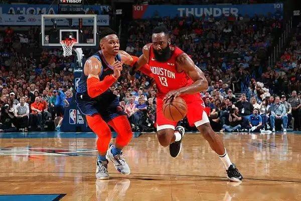 自由市场20位顶级球员：2位MVP，多位顶级天赋要价太高，难寻下家北京时间8月3