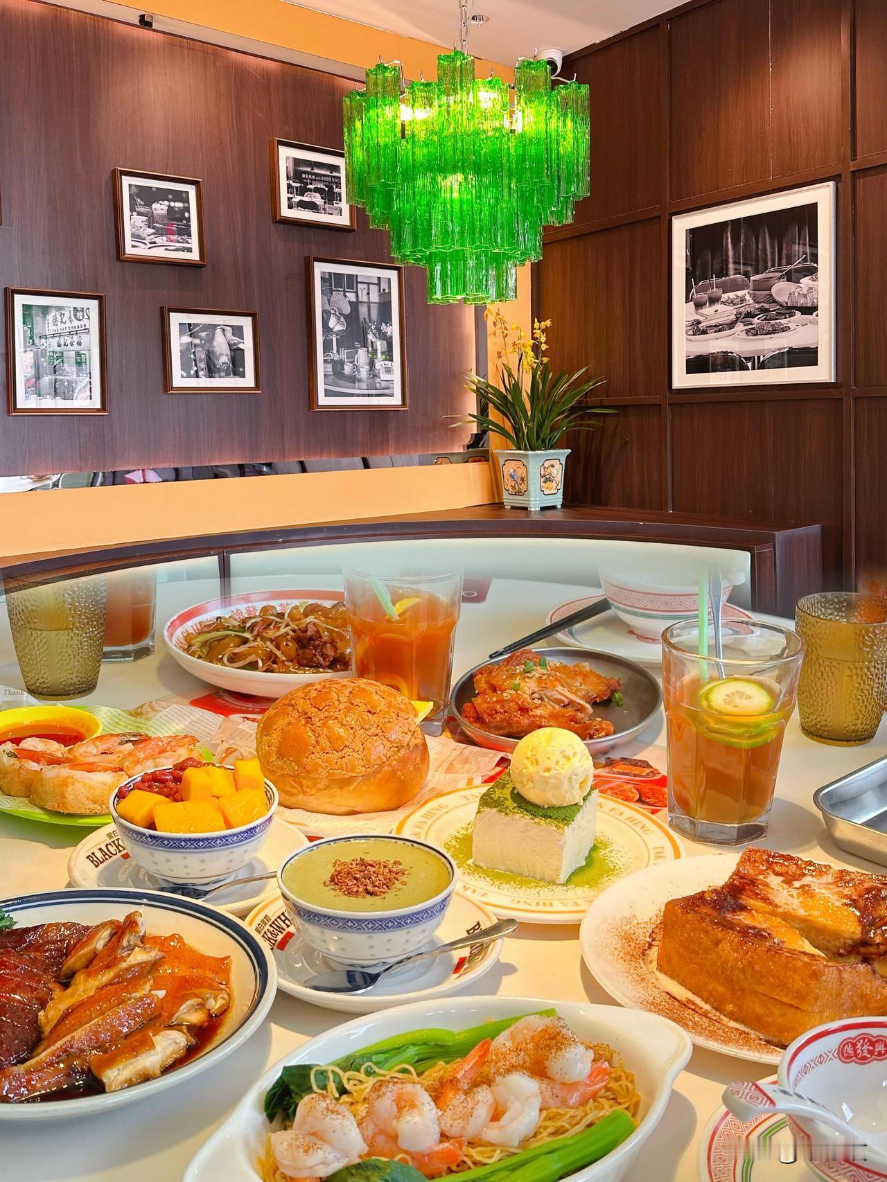 真港味好滋味👉德發興茶冰廳小寨店来了！港岛大厨新鲜手作，品类多味道在线，极具性