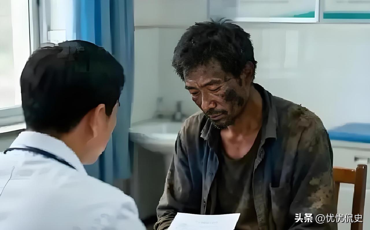 一位农民查出癌症，起身准备走，医生问：这个病还是有希望治的，为什么走。农民答：治