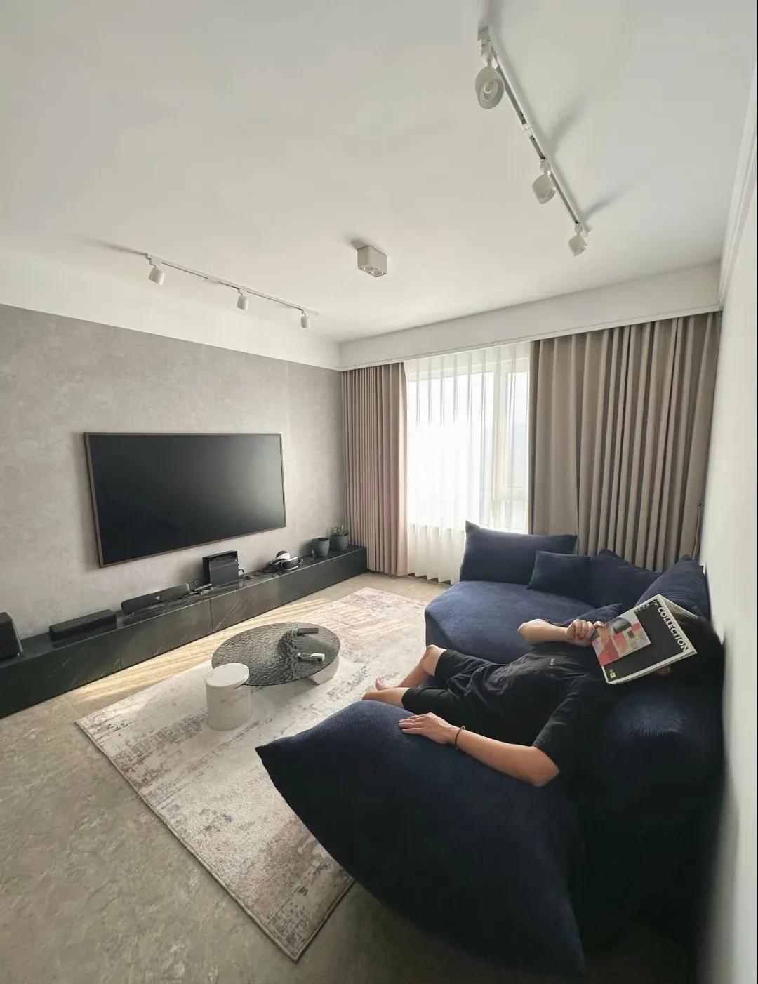 金价上涨的危害，
正在一步一步侵蚀年轻人，
我小叔子35岁，自从去年尝到了黄金的