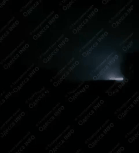 💣🇷🇺❌🇺🇦 俄罗斯对敖德萨发动猛烈打击——无一枚导弹被拦截

俄军连
