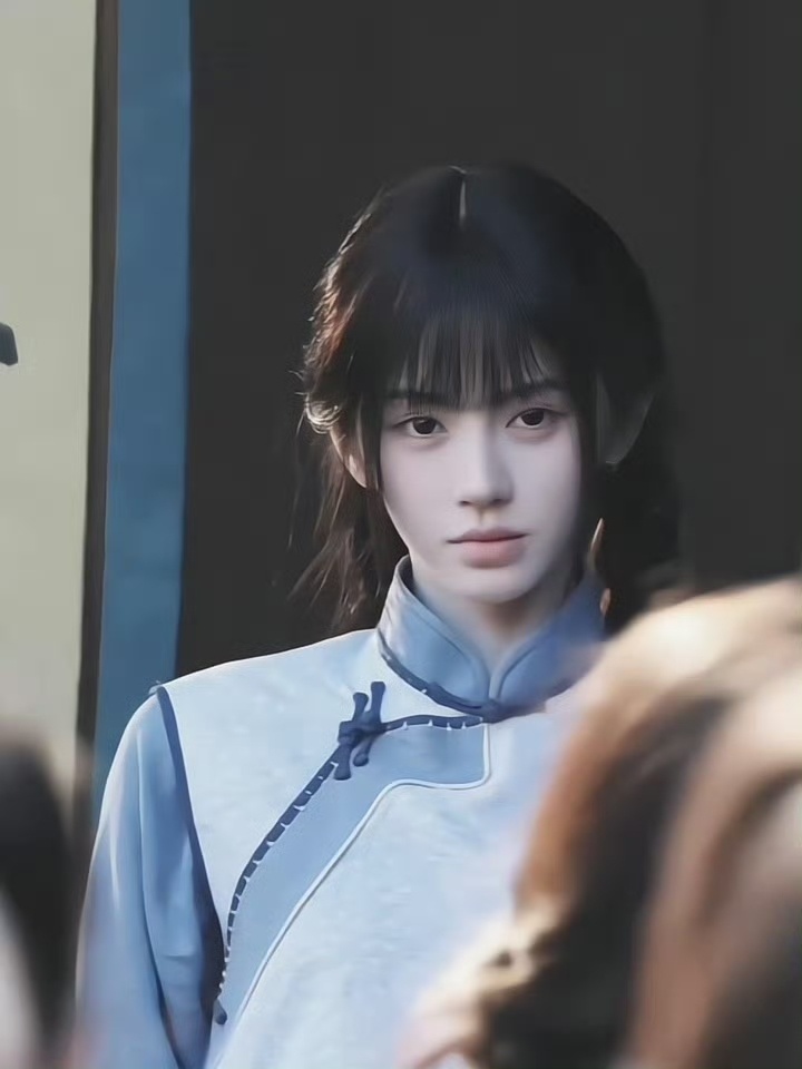 鞠婧祎万花世界寂静山村母女线副本你是说顶着这么一张萌脸 一把🔪屠了全村吗  白