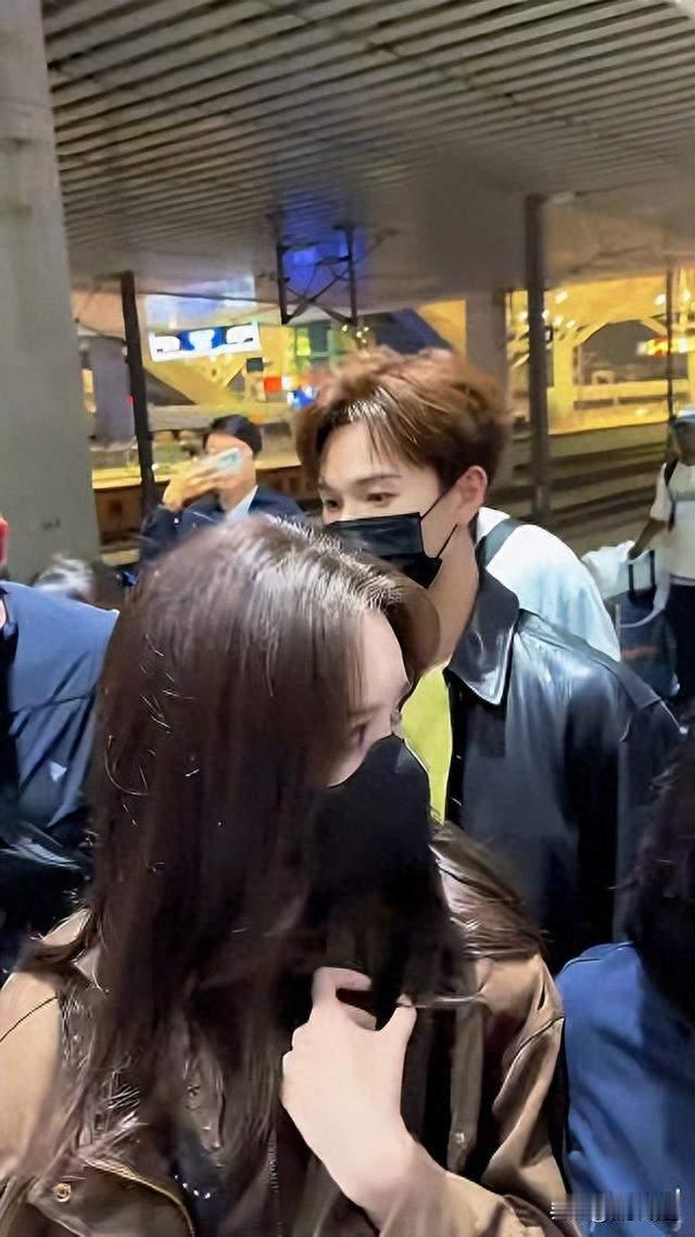 避嫌半年终同队！李昀锐孟子义夹个沙溢，跑男这组太有戏