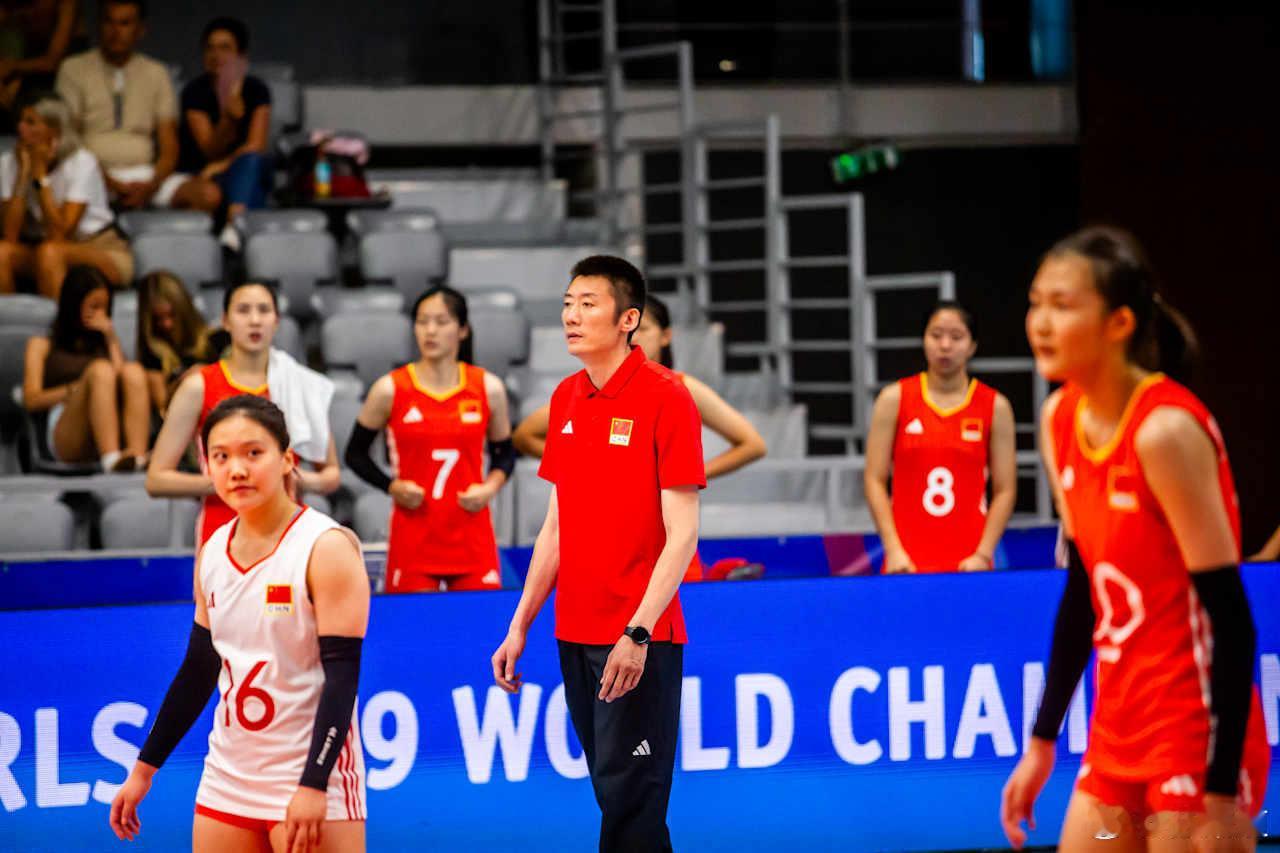 2025年世界U19女排锦标赛中国U19女排失好局获第6今天凌晨结束的5/6名排
