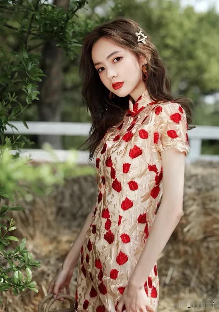 旗袍女神美照写真佳作赏析